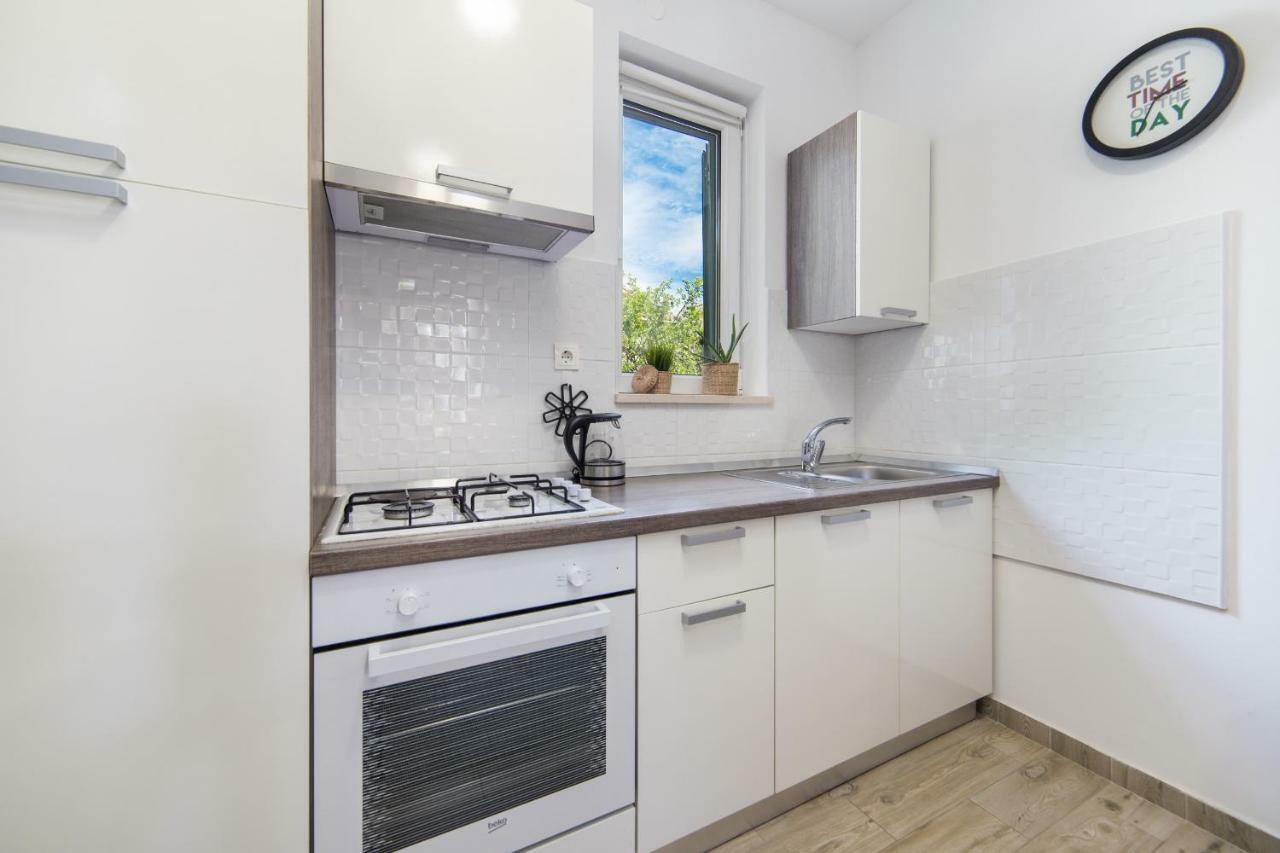 Studio Apartment Finta Rogotin ภายนอก รูปภาพ